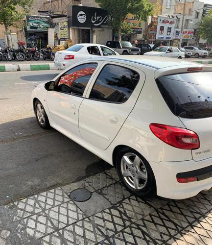پژو 207i اتوماتیک، مدل ۱۳۹۸
