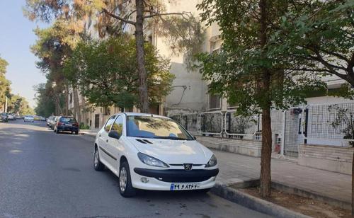 پژو 206 تیپ ۲ مدل ۹۹ بیرنگ