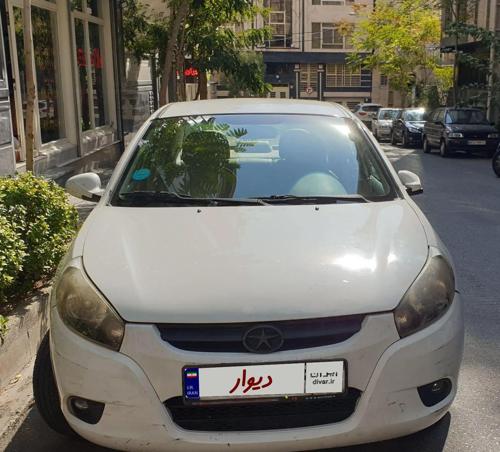 جک J3 سدان، مدل ۱۳۹۲
