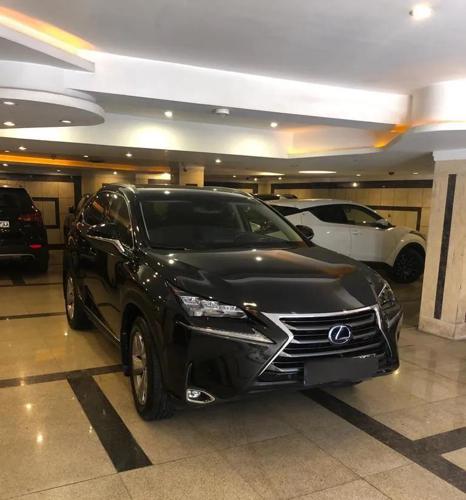 لکسوس NX300h مشکی