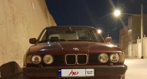 بی‌ام‌و سری 5 سدان 525i، مدل ۱۹۹۲