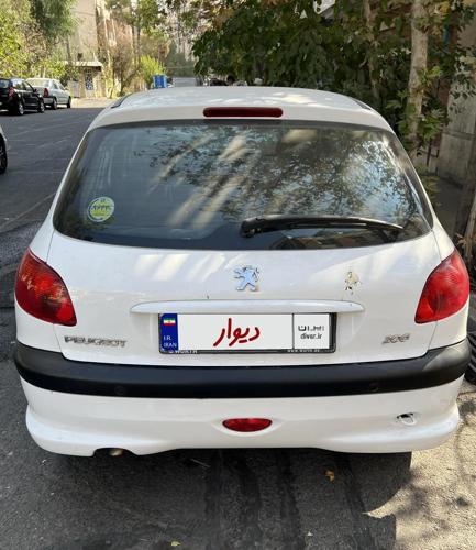 پژو ۲۰۶ تیپ ۲ مدل ۹۸