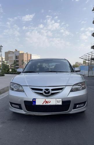 مزدا ۳ مدل ۲۰۰۷ نقره ای
