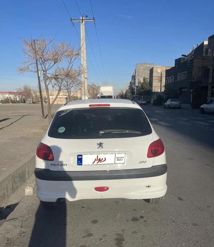 پژو ٢٠٦ تیپ ٢ مدل ٩٨