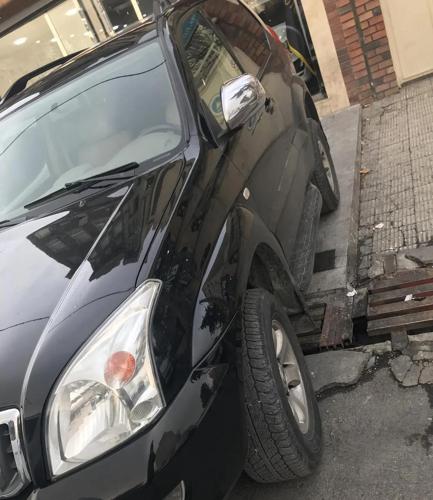 پرادو ۶ سیلندر ۲ در تمیز