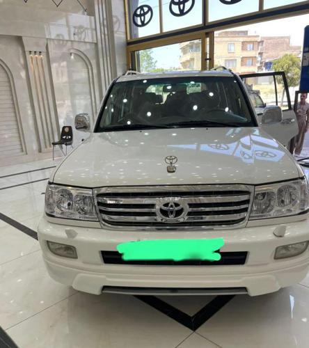تویوتا لندکروزر ۴ در 4500cc، مدل ۲۰۰۶