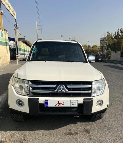 پاجیرو ۴ درب ۶سیلندر