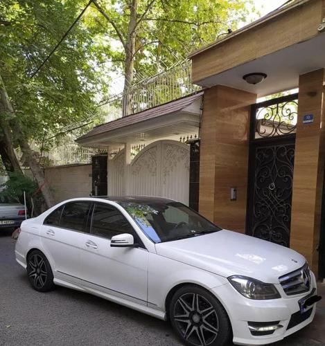 بنز C200 amg plus ۲۰۱۴ سفید بدون رنگ