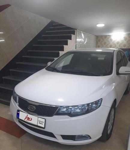 کیا سراتو مونتاژ دنده‌ای 1600cc، مدل ۱۳۹۴