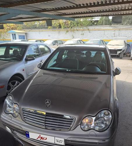 بنز کلاس C C350، مدل ۲۰۰۶