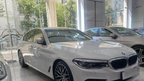 بی‌ام‌و سری 5 سدان 530i، مدل ۲۰۱۷