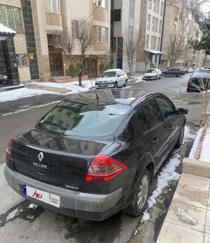 رنو مگان اتومات بیرنگ ۲۰۰۰