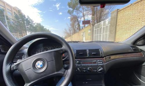 بی ام و ۳۱۸