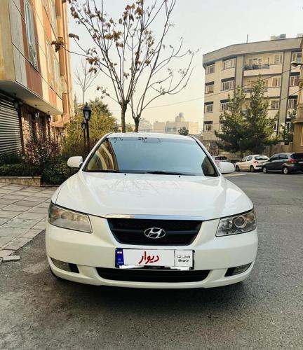 سوناتا ۶ سیلندر سفید