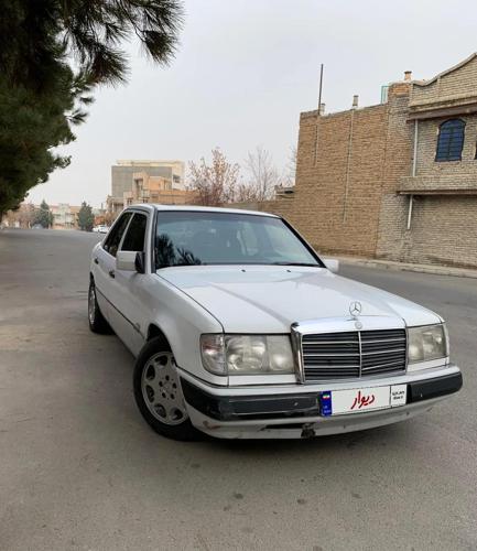 بنز کلاس E E230، مدل ۱۹۸۷
